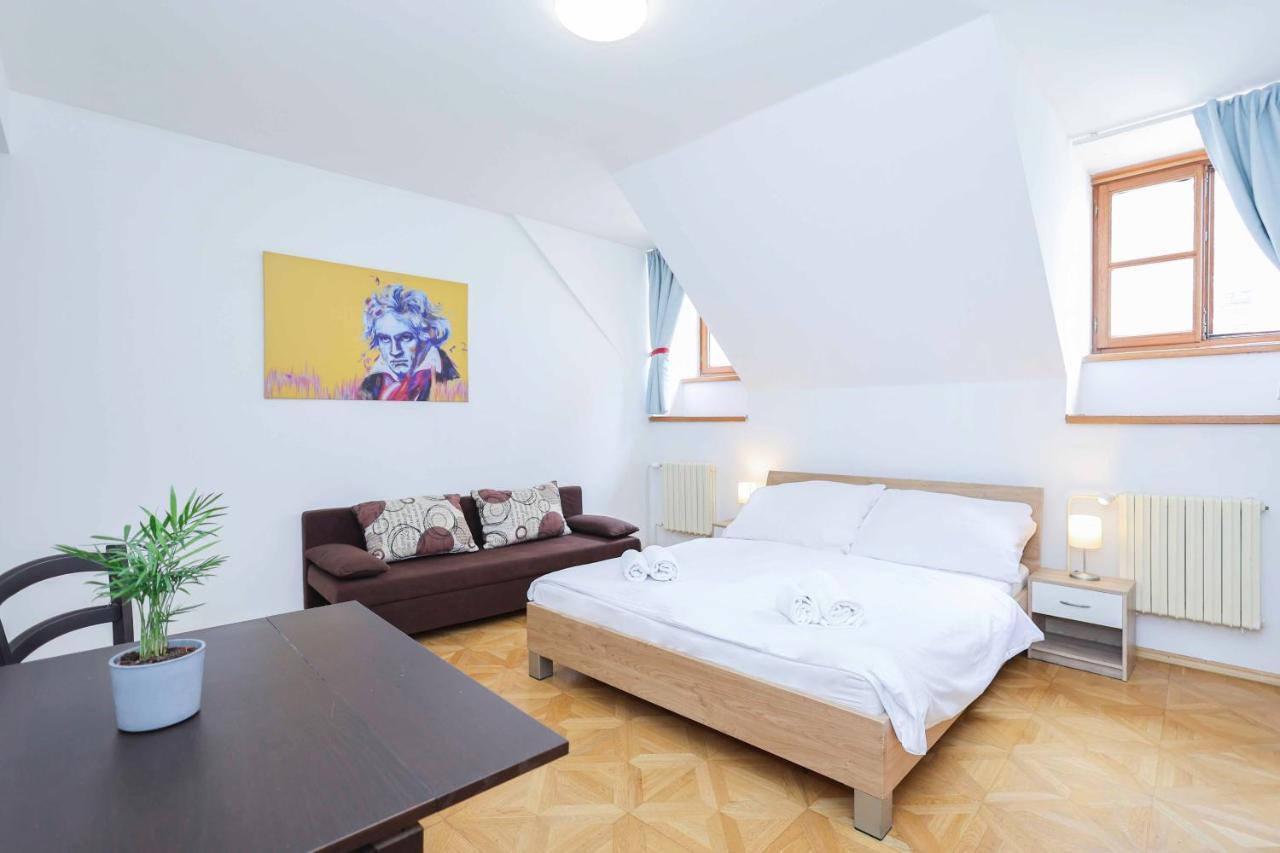Beethoven Apartments Братислава Екстериор снимка
