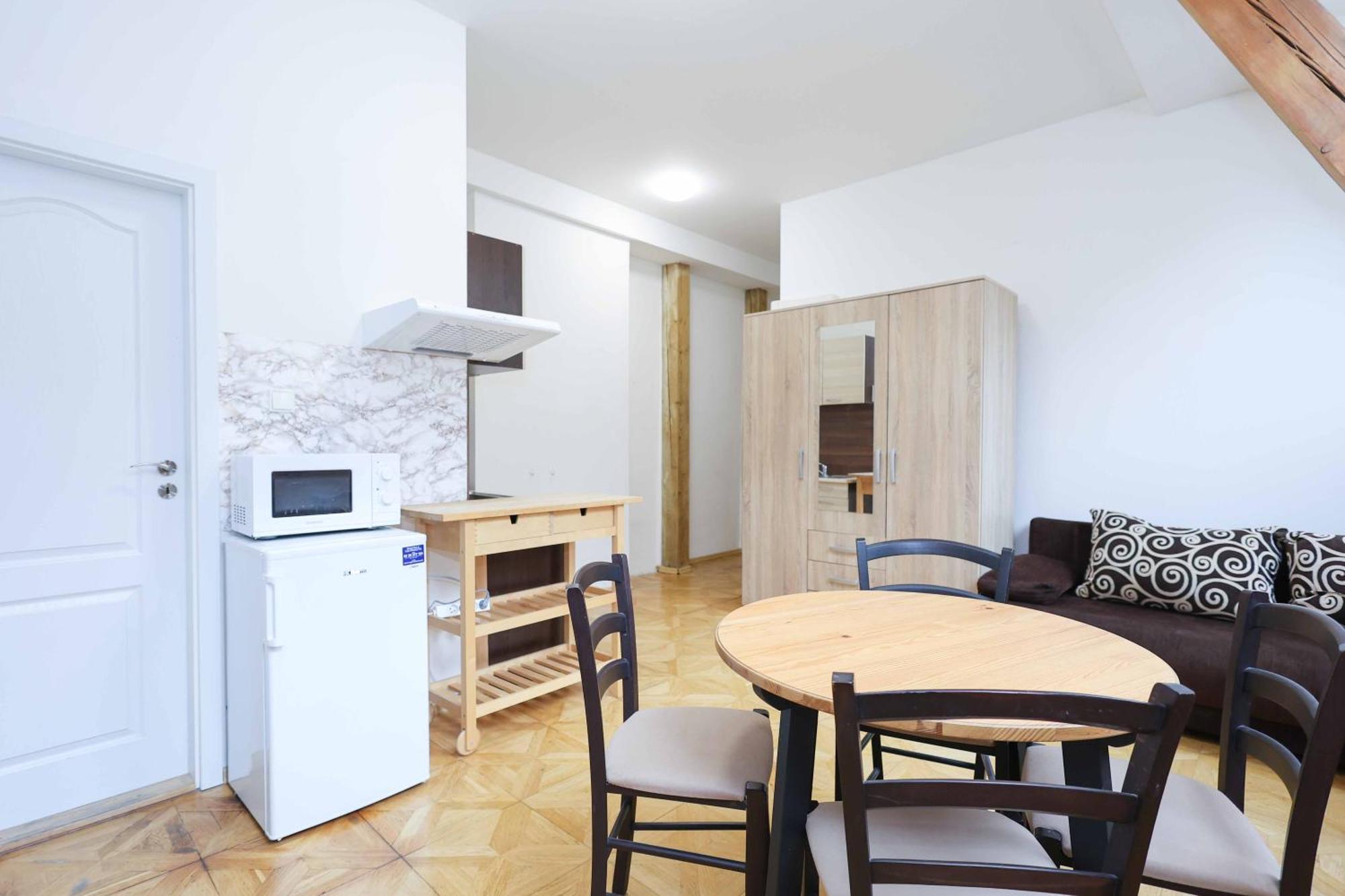 Beethoven Apartments Братислава Екстериор снимка